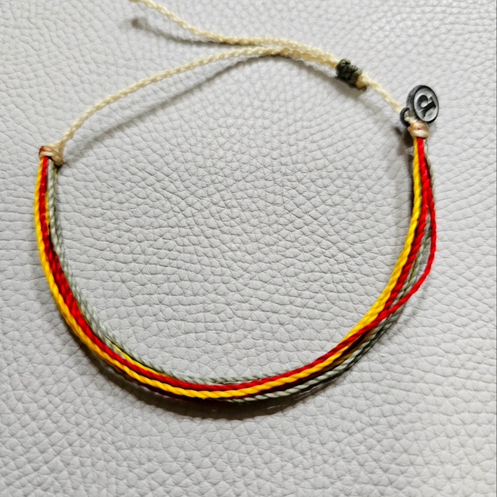 NWOT Pura Vida Bracelet